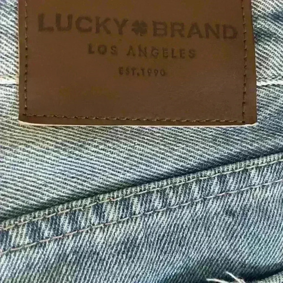 Lucky Brand high rise 90s,‎ medium wash  denim size 26 - Picture 9 of 16